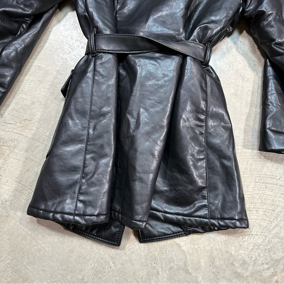 Vintage Black Leather Made in Italy Quilted Interior Trench Coat with Belt ptp21 - Picture 9 of 15